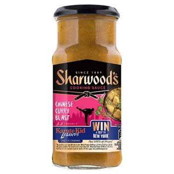 Sharwood's Chinese Curry Blast Cooking Sauce 425g