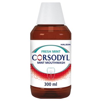 Corsodyl Medicated Antibacterial Mouthwash Fresh Mint, Alcohol Free, 300ml